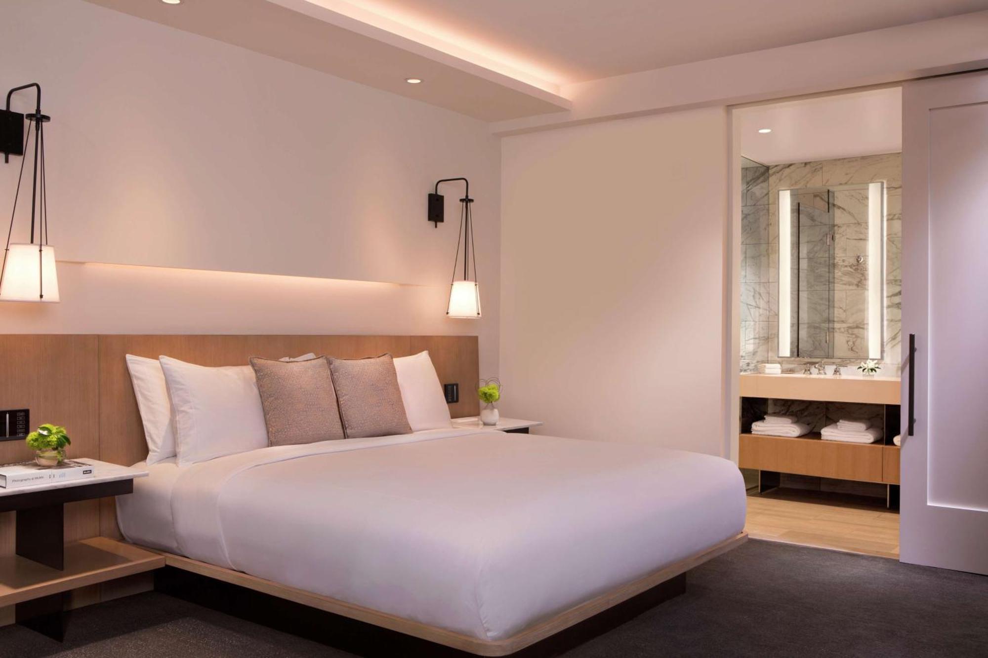 Hotel Conrad Dc 5*